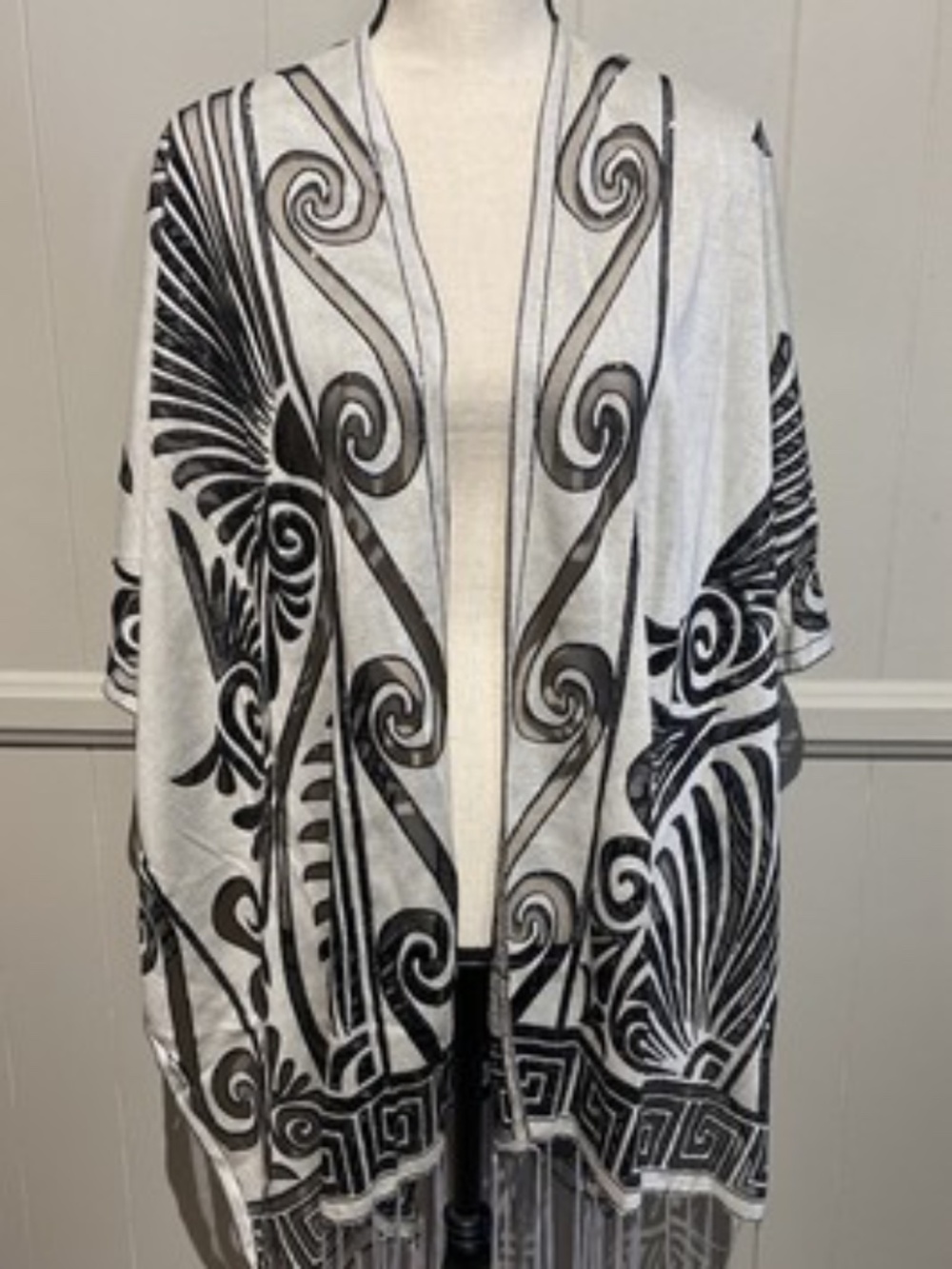 Women’s Grey Sheer Black Print Shawl Cardigan OS 82x35 Kimono